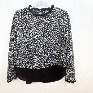 ELLE Black & White Animal Print Layered Look Twofer Sweater Women’s Size Large